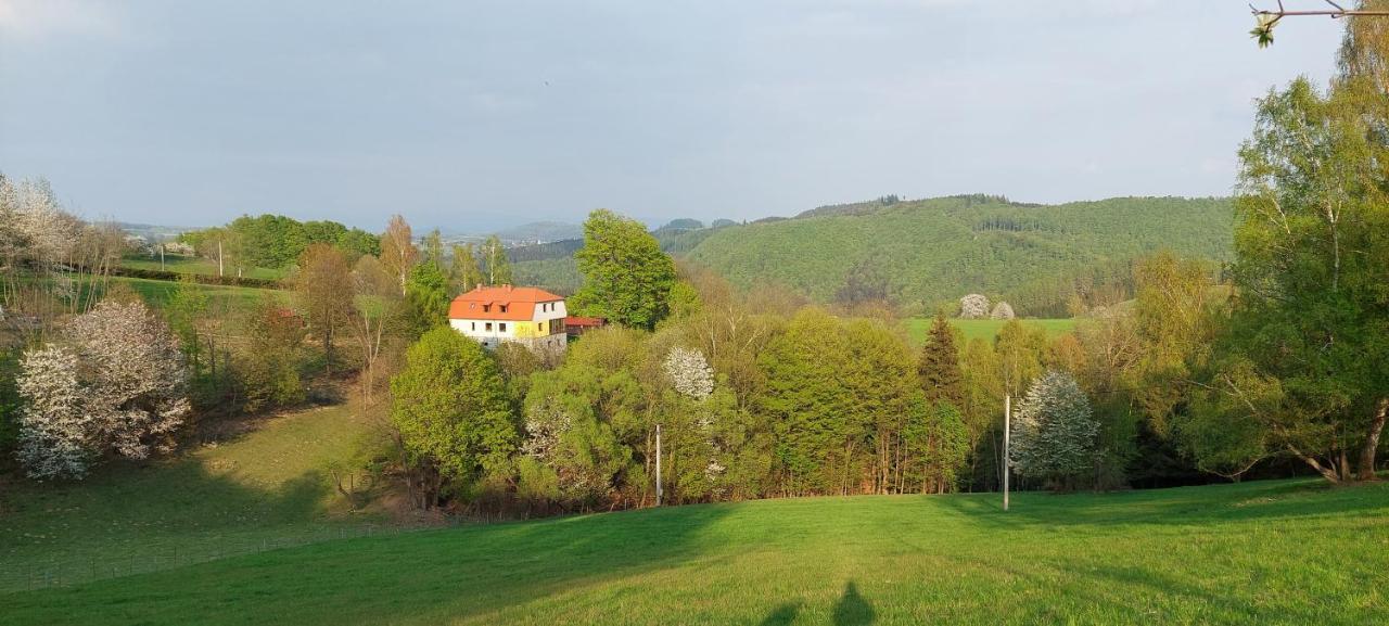 Apartmany Na Lonte Cotkytle Екстер'єр фото